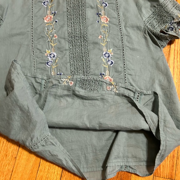 Bohme Top Womens Medium Green Floral Embroidered Short Sleeve Boho Cottagecore - Picture 7 of 9